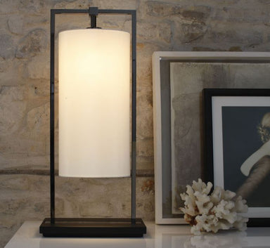 High-end metal and linen table lamp