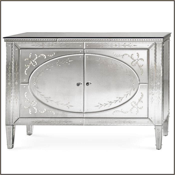 Exquisite 18th century-style Venetian mirrored sideboard