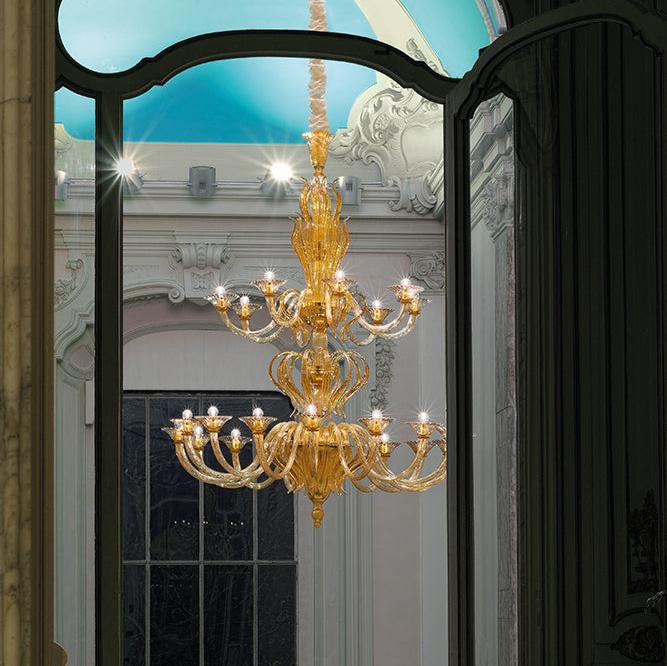 Hand-Blown Fine Venetian Traditional Chandelier With 24 Shades And Murano Glass