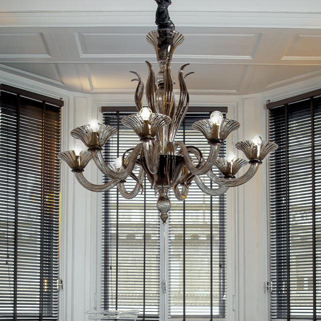 Hand-Blown Fine Venetian Traditional Chandelier With Eight Shades And Murano Glass