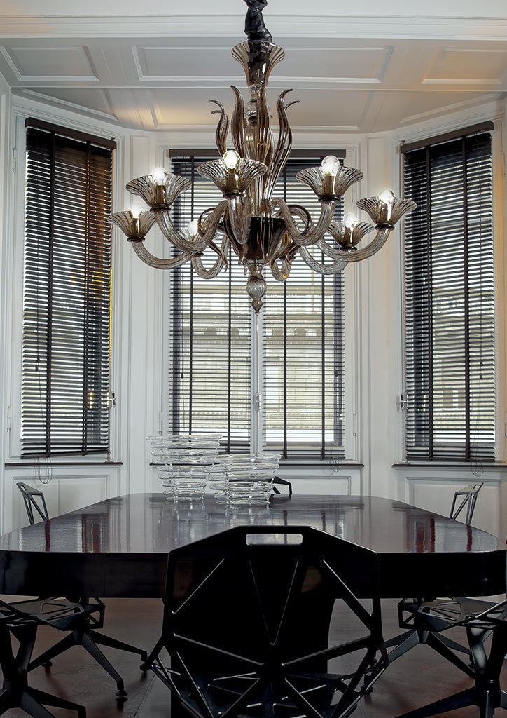 Hand-Blown Fine Venetian Traditional Chandelier With Eight Shades And Murano Glass