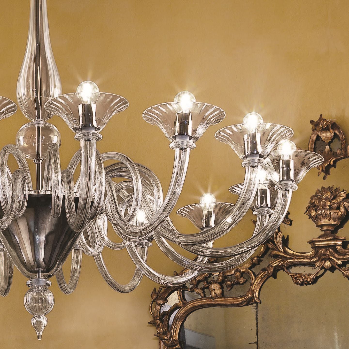 Handcrafted Contemporary Fine Italian Ceiling Pendant Chandelier With Five Shades And Murano Glass