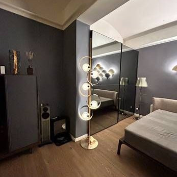 Modern Round Gold Metal Floor Lamp