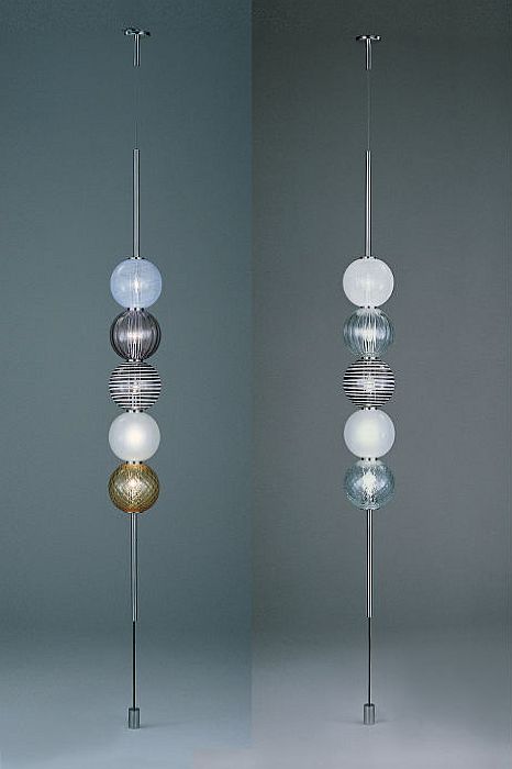 The Abaco Murano glass sphere light from Venini with 5 lights