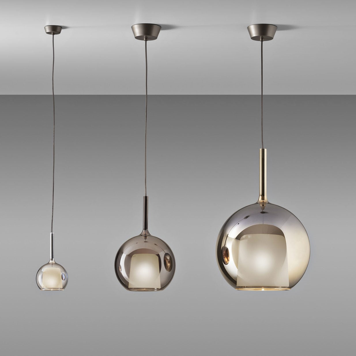 Penta round glass pendant light