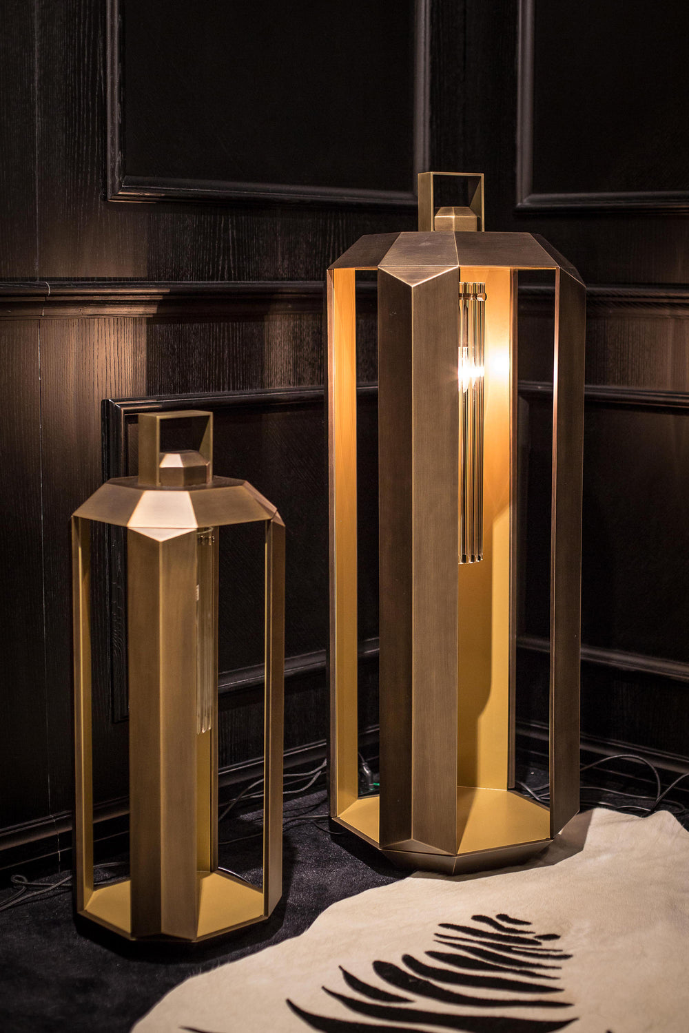 104 Cm Tall Bronze Metal Italian Floor Lantern With Gold Interior