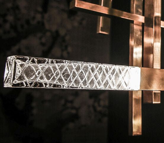 Stunning modern Italian wall light with engraved or prismatic crystal diffusers