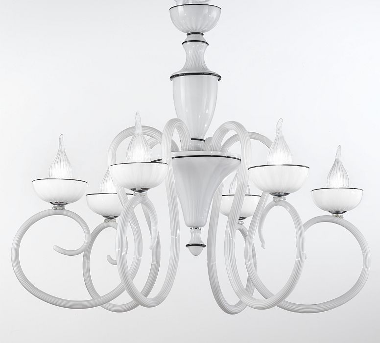 "Baroque" black and white Murano glass chandelier