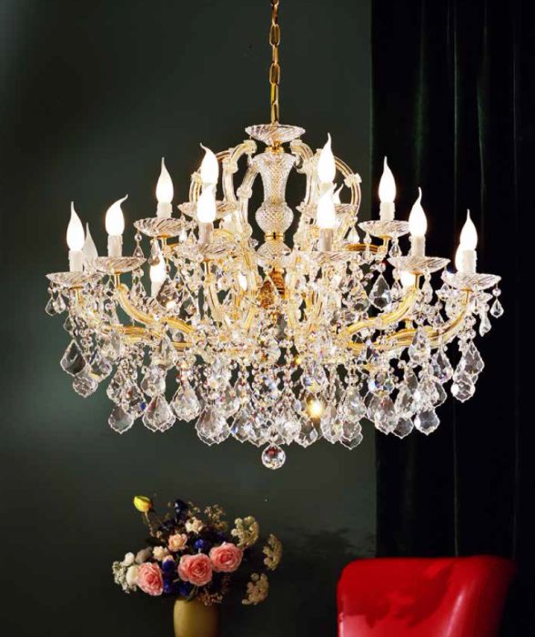 Elegant Maria Theresa Chandelier with 18 arms