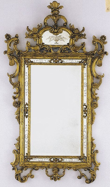 Refined Murano Glass Venetian Mirror