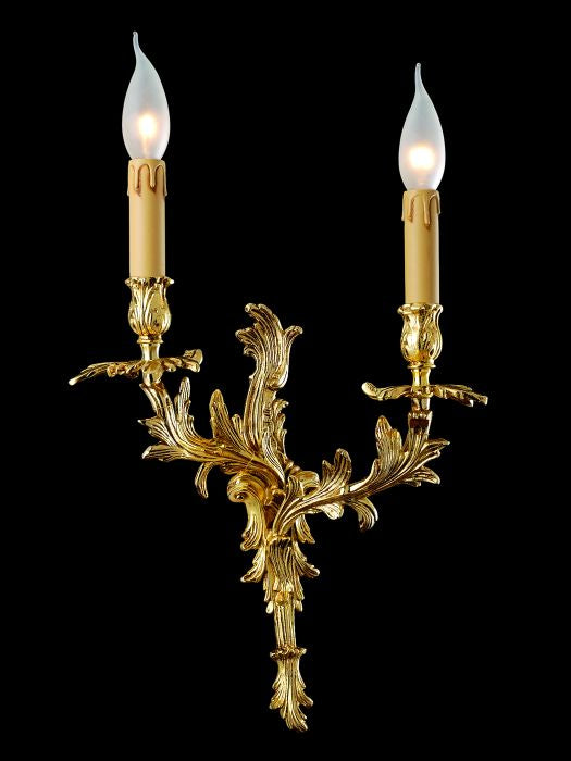 Ornamental and traditional double candle light for wall