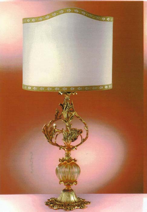 Traditional French Louis XV style gold table light