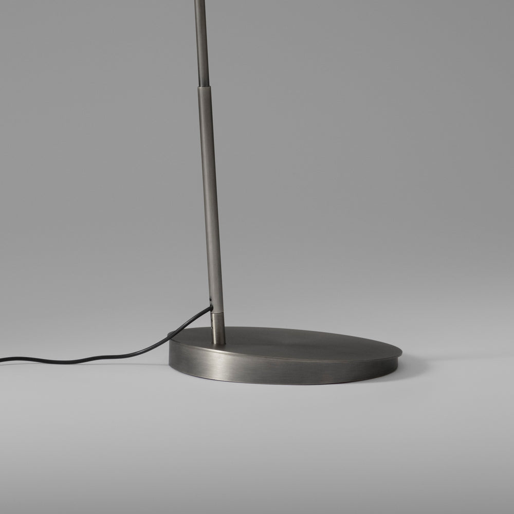 Modern metal Mami table and floor lights