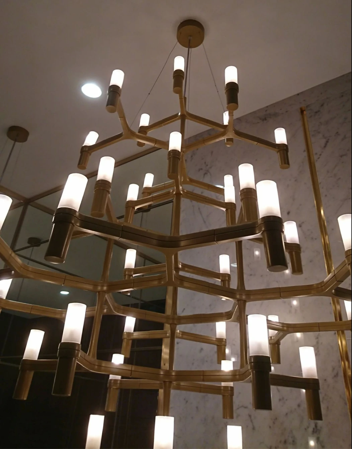 Large Bespoke Modern Ceiling Lighting Installation For A Top London Hotel